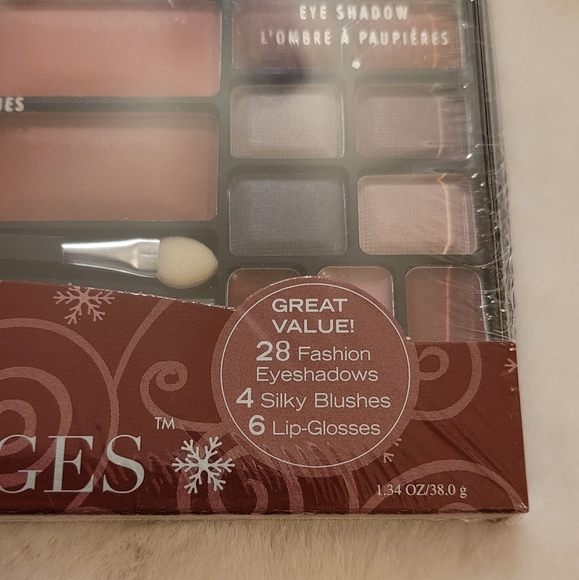 The Color Workshop Perfect Images 38+ Piece Makeup Set New - Picture 5 of 7